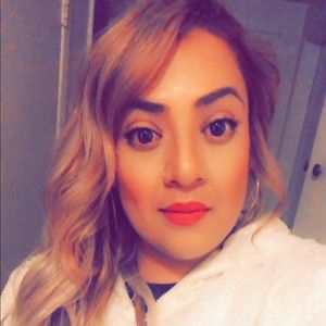 Meet your Posher, Rose